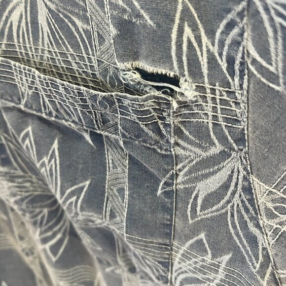 Jamaica Jaxx Button Up Casual Short Sleeve Shirt - Picture 3 of 11